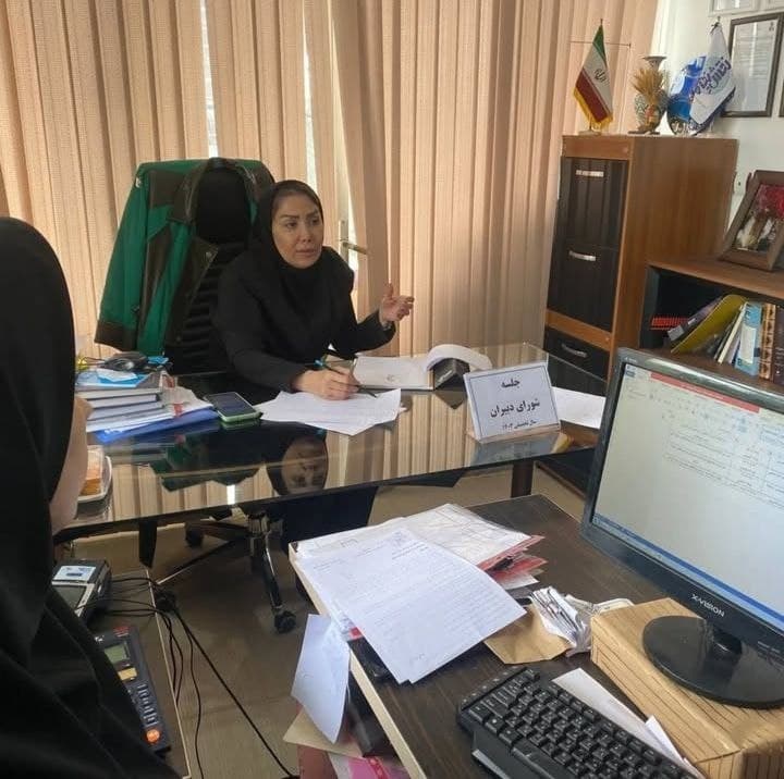 جلسه با مربیان دروس عمومی و تخصصی جهت پیشرفت دانش آموزان