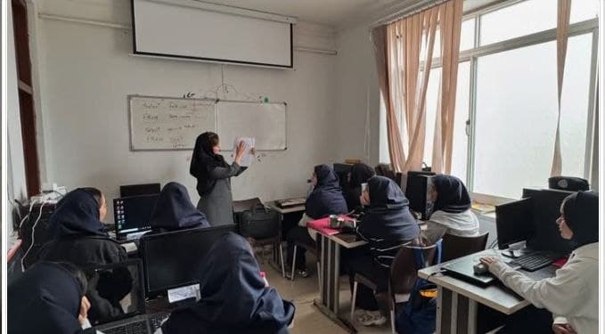 کارگاه برنامه ریزی تحصیلی پایه یازدهم کامپیوتر