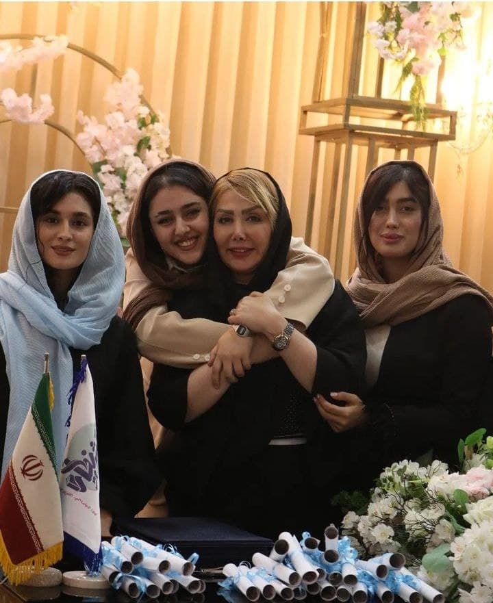 مراسم فارغ التحصیلی دانش اموزان ۱۴۰۳-۱۴۰۲