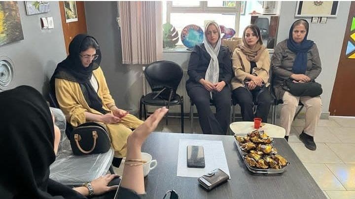 جلسه مدیریت با اولیای دانش آموزان پایه ۱۲