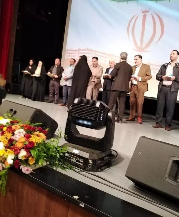 تجلیل از معاون پرورشی هنرستان نقش و نگار